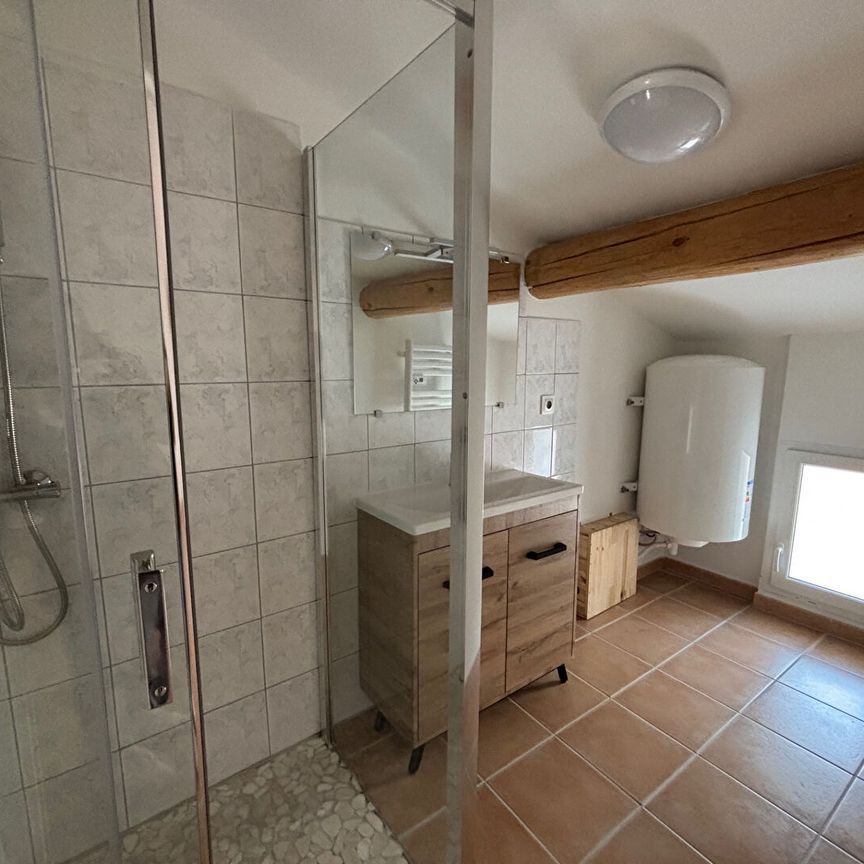 A LOUER - MONTEUX - APPARTEMENT T2, - Photo 1