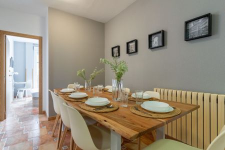 Spectacular double room in Cuatro Caminos - Photo 3