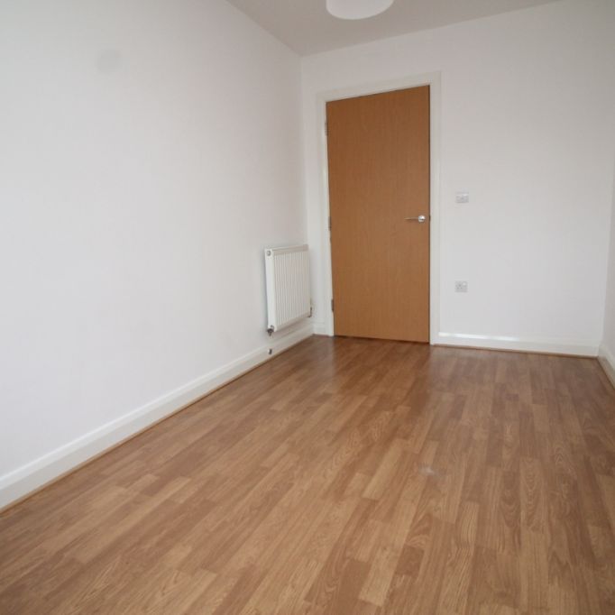 2 Bedroom Apartment - Photo 1