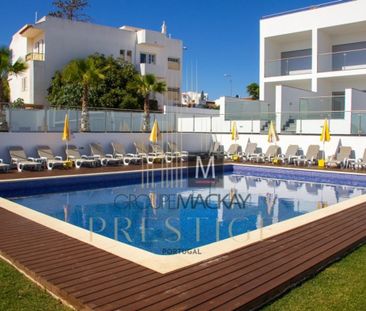 2 bedroom luxury Semidetached House for rent in Albufeira, Distrito... - Photo 2