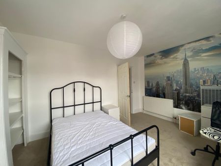 4 bedroom house - Photo 4