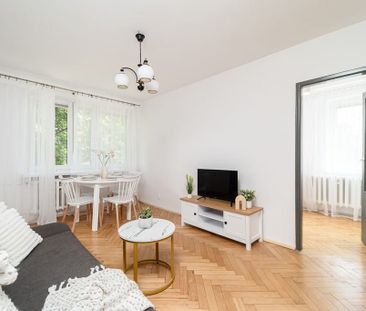 Świeżo po remoncie 2 pokoje kuchnia od zaraz! 40 m² - Zdjęcie 4
