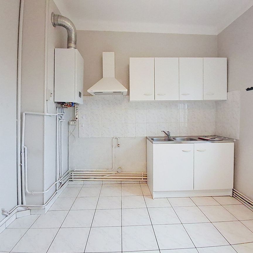 Location Appartement 3 pièces 61m² MONTIGNY LES METZ 57950 - Photo 1