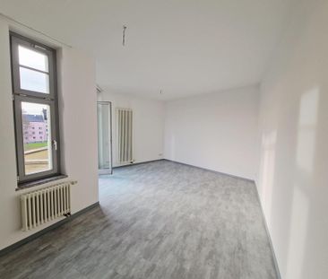 Helle 2-Z-Wohnung im Zentrum von Plauen - Foto 1