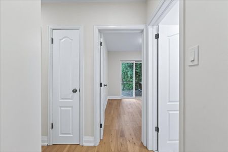 For Lease - 39 Reiner Road Unit# Upper, Toronto, Ontario - Photo 5