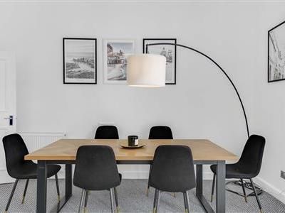 Parkland Gardens, SW19 - Photo 4