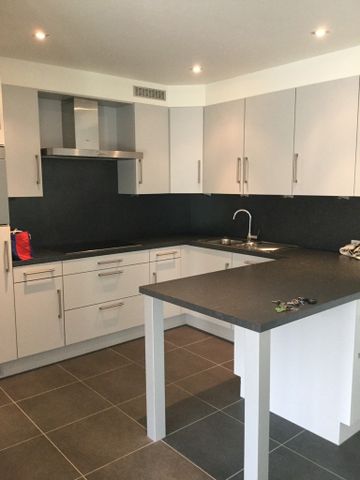 - Zwijndrecht – Goed gelegen appartement nabij de tram - Photo 2