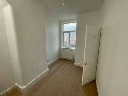 2 Bed Terraced House, Brompton Road, M14 - Photo 5