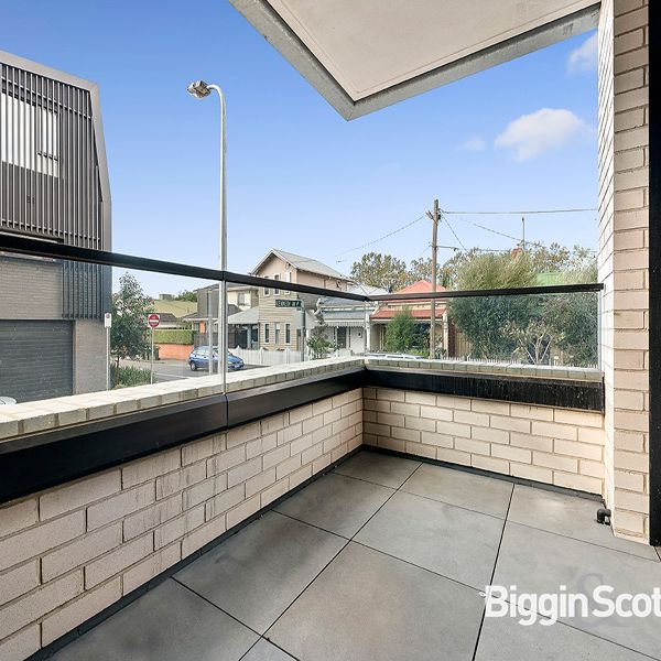 MODERN LIVING IN ICONIC STUDIO 9 PRECINCT, WONDERFUL RICHMOND LOCATION! - Photo 1