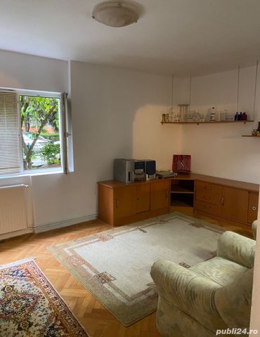 Apartament cu 2 camere in cartierul Zorilor - Photo 2