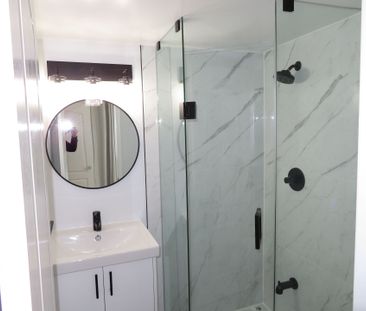 For Lease - 33 Elm Drive Unit# 406, Mississauga, Ontario - Photo 1