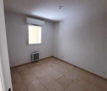 T2 AVEC TERRASSE / JARDIN ET PARKING - Photo 4