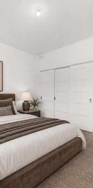 1 Bedroom - 2402 Rue Florian, Montréal - Photo 1