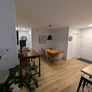 🏠 41⁄2 NEUF 2025 | Sans loyer jusqu'en juillet | Meubles offerts - Photo 2