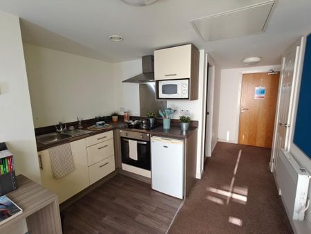 1 bedroom apartment to rent - Photo 5