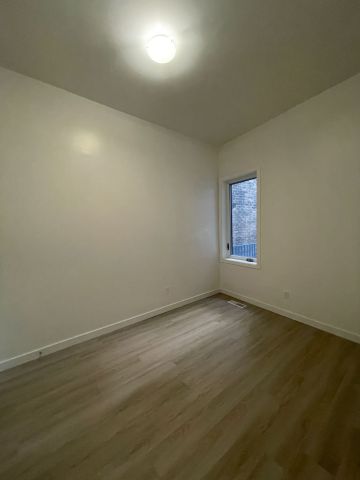 For Lease - 501 Queen Street Unit# Main, Toronto, Ontario - Photo 4