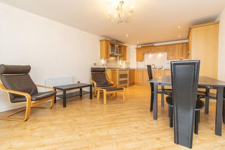 2 bedroom apartment to rent - Photo 5