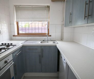 1 bedroom semi-detached house to rent - Photo 2