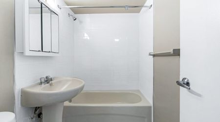 For Lease - 21 Welsford Gardens Unit# 204, Toronto, Ontario - Photo 5
