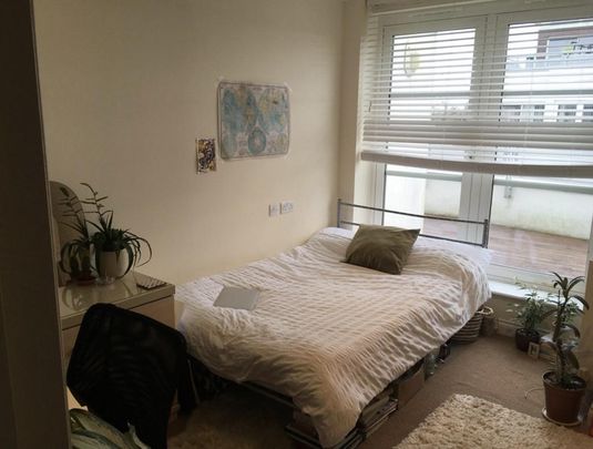 3 bedroom apartment to rent - Photo 1