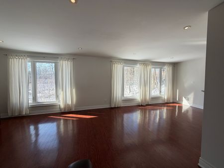 For Lease - 860 Clarkson Road, Mississauga, Ontario - Photo 5