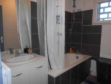 Location Appartement 3 pièces 59m² - Photo 5