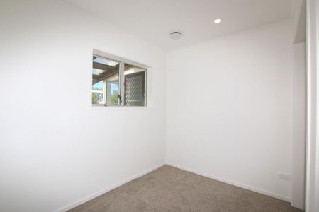 3/5 Tobruk Crescent, Milford - Photo 3