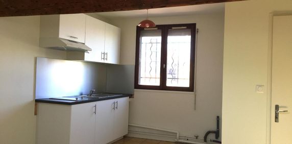 Location Appartement 2 pièces 27m² BORDEAUX 33000 - Photo 2