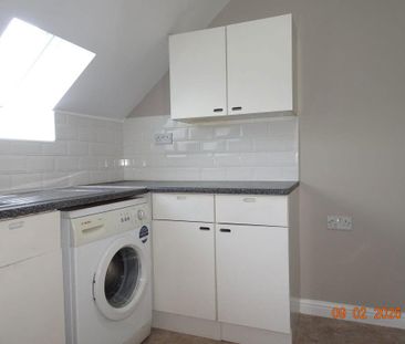 3 bedroom apartment to rent - Photo 6