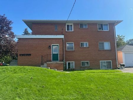 For Lease - 509 Colborne Street Unit# 1, Whitby, Ontario - Photo 3
