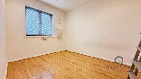 2 bedroom end of terrace house to rent - Photo 2