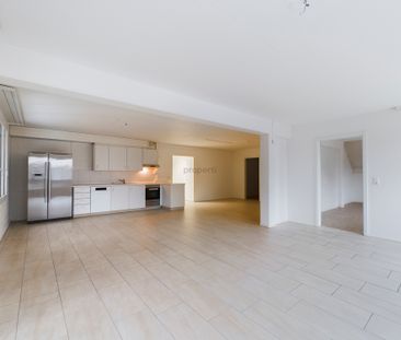 Grosszügige und lichtdurchflutete 3.5-Zimmer-Wohnung in Seuzach - Photo 2