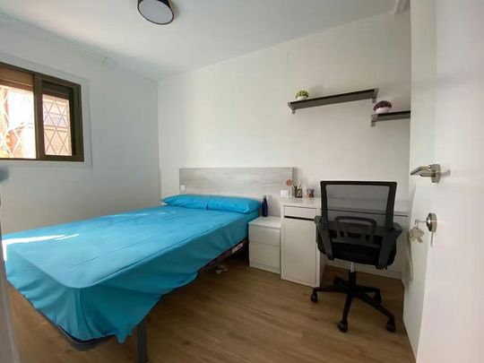 Carrer de Cotonat, L'Hospitalet de Llobregat, Catalonia 08904 - Photo 1