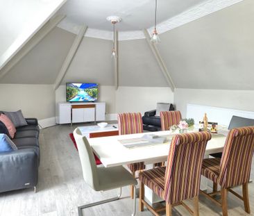1 bedroom in a flat share to rent - Photo 3