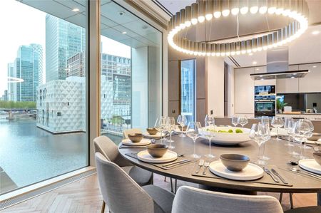 Newfoundland Place: An Iconic 58-Storey Landmark by the River Thames, offering stunning skyline views and cosy, modern homes to tenants. - Photo 3