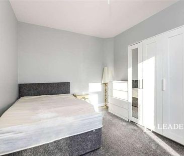 Weedon Road, Northampton, Northamptonshire, NN5 - Photo 5