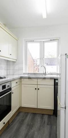 Modern Apartment - Photo 1