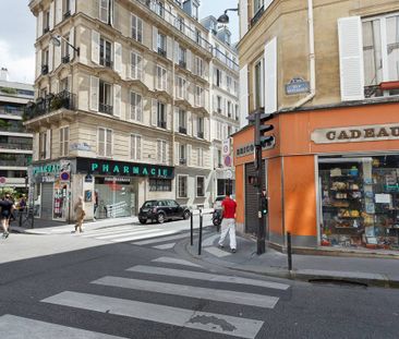 Logement à Paris, Location meublée - Photo 6