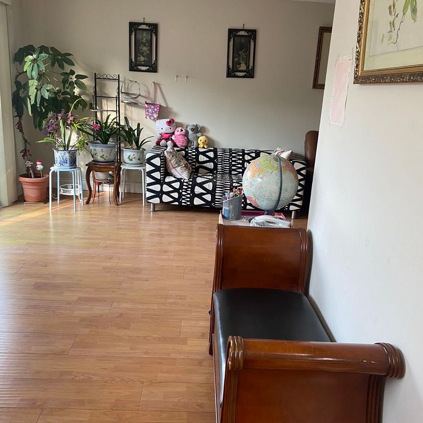 For Lease - 334 Chester Le Boulevard Unit# MAIN, Toronto, Ontario - Photo 1