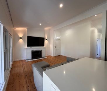 Spacious Retreat - Photo 3