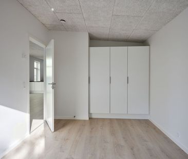 Nymoderne 4-værelses fritliggende bolig i Hjallerup - Photo 2
