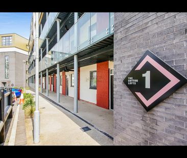 1 Bed Flat, Fabrick Square, B12 - Photo 5