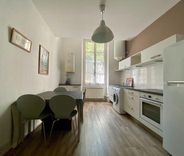 Location Appartement 1 pièce Meublé 42m² AVIGNON 84000 - Photo 5