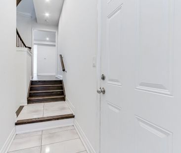 For Lease - 9 Dalbeattie Drive, Brampton, Ontario - Photo 4