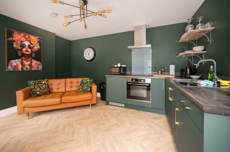 Apt 5, 15 Malone Road, Belfast, BT9 6RT - Photo 2