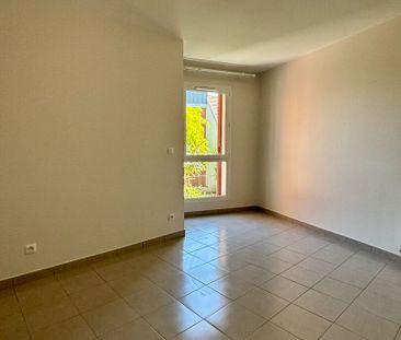 Location appartement 2 pièces, 41.96m², L'Haÿ-les-Roses - Photo 2