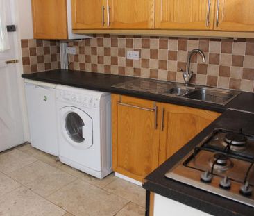 1 bedroom semi-detached house to rent - Photo 1