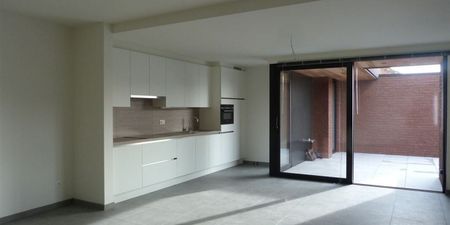 Appartement te huur in Sint-Truiden voor € 840 met 2 slaapkamers - Photo 3