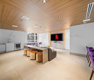 For Lease - 600 North Service Road Unit# 506, Hamilton, Ontario - Photo 3