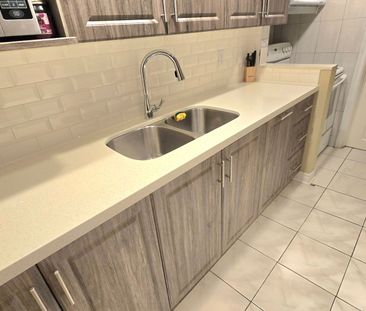 For Lease - 3428 Fountain Park Avenue, Mississauga, Ontario - Photo 5